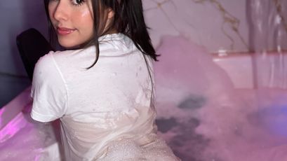 Model - Pizza Bunny squirt