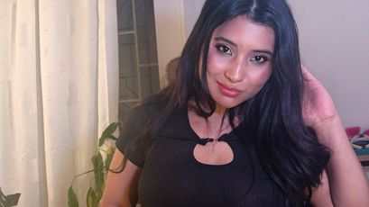 Watch Yuliparis live on cam on SkyPrivate