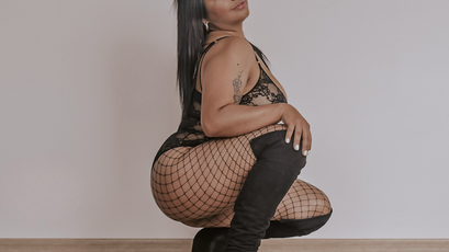 Jimena Martinez on SkyPrivate