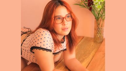 Tess on SkyPrivate