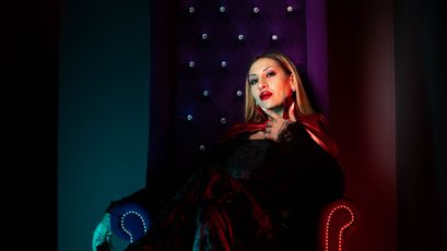 Model - VickySpices taboo