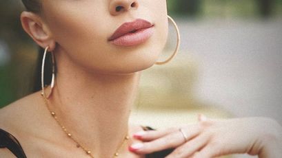 Scarlet Dream on SkyPrivate