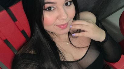 Watch EstrellaDorada live on cam on SkyPrivate