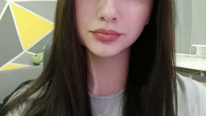 Watch Moore live on cam on SkyPrivate