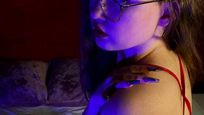 Sirena live cam model at SkyPrivate