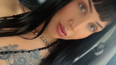 Model - Dylan Dixx slave