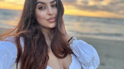 VallerieJones on SkyPrivate