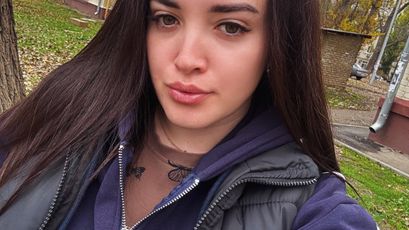 Olechka on SkyPrivate