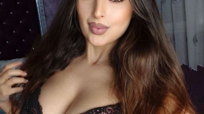 VallerieJones on SkyPrivate