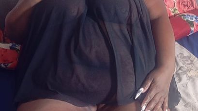 SexyBustyWendy on SkyPrivate