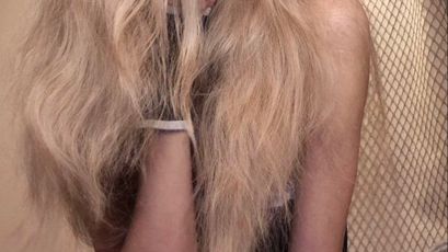 Watch Skinnylady live on cam on SkyPrivate