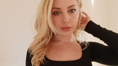 LeilaZ on SkyPrivate