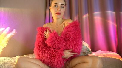 Sweet Vicky on SkyPrivate