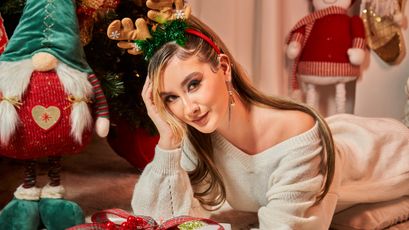 Mary Deniro on SkyPrivate