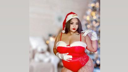 Freaky Aria on SkyPrivate