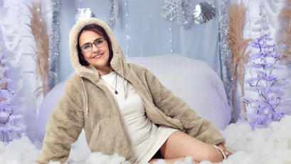 Isis Blake on SkyPrivate