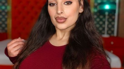 VallerieJones on SkyPrivate