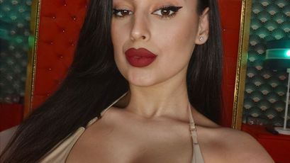 VallerieJones on SkyPrivate