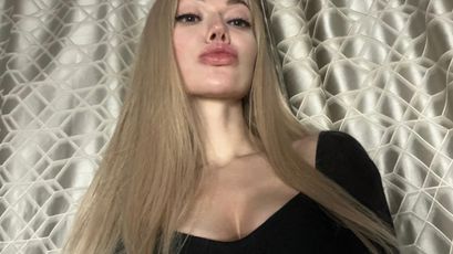 Miss Kiki - femdom