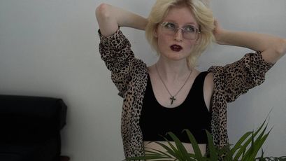 ElizabethHarpper on SkyPrivate