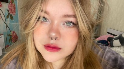 LovelyEmily on SkyPrivate