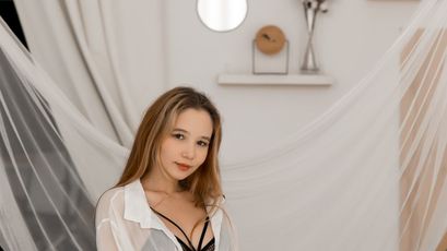 Eva on SkyPrivate