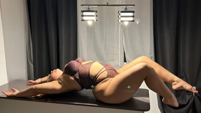 Miss Kinky Michelle on SkyPrivate