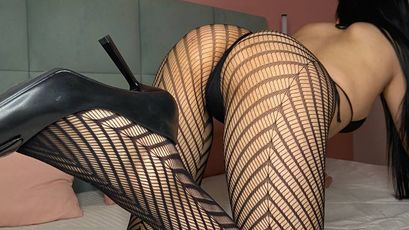 Ur sensual Jennifer on SkyPrivate