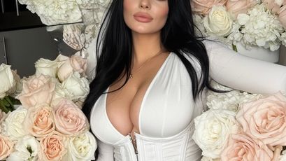 HumbleBrunette on SkyPrivate