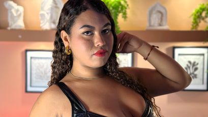 Ellie Davis on SkyPrivate