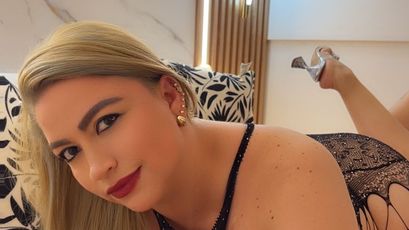 MarianaBlond on SkyPrivate