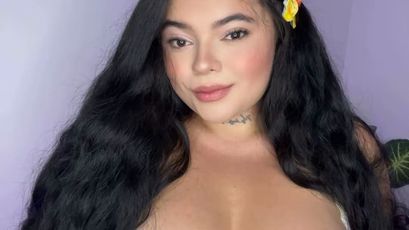 Arianita Stone on SkyPrivate