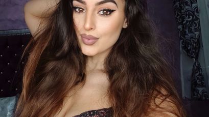 VallerieJones on SkyPrivate