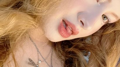 SophieLittlePrincess on SkyPrivate