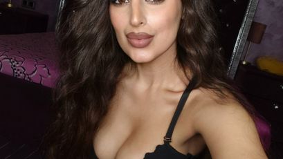 VallerieJones on SkyPrivate