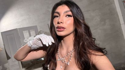 Alice rows on SkyPrivate