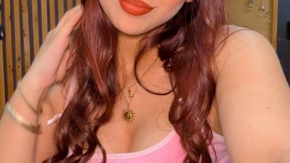 Lola Emma Love on SkyPrivate