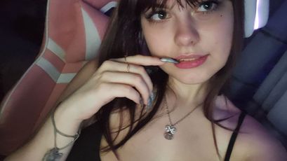 LovelyKriss on SkyPrivate