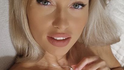 IsaVelvetxxx on SkyPrivate