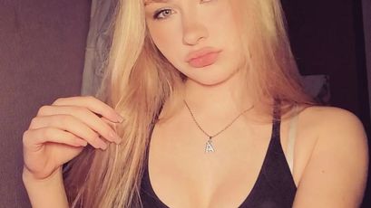 SofiaBrooks on SkyPrivate