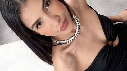 AhomeClark on SkyPrivate