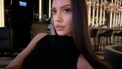 Miss Pretty Face on SkyPrivate