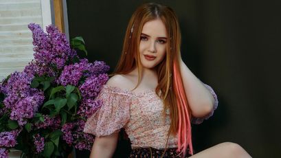 Emeralda on SkyPrivate