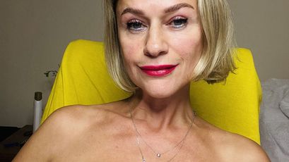 BuxomKelly on SkyPrivate