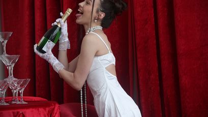 Maxin Carroll on SkyPrivate