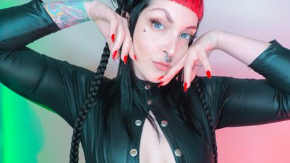 Emily Doomed on SkyPrivate