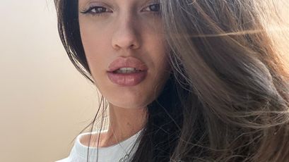 Miss Pretty Face on SkyPrivate