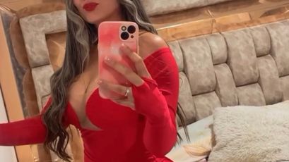 Naty Luxe on SkyPrivate