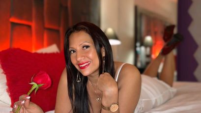 Aisha on SkyPrivate