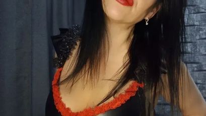 Watch  KittyCharm live on SkyPrivate